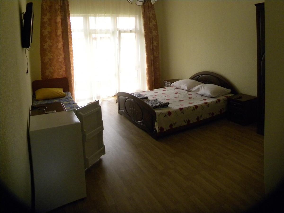 Guest House Dali Gagra Exterior foto