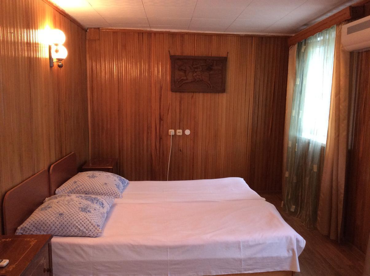 Guest House Dali Gagra Exterior foto